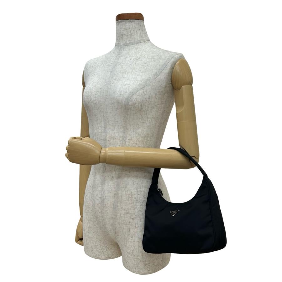 PRADA（プラダ） 極 美品 希少品 三角ロゴ 金具 プレート テスート