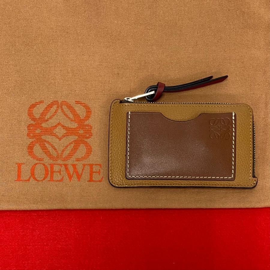 LOEWE（ロエベ） ほぼ未使用 アナグラム ロゴ レザー 本革 カード 