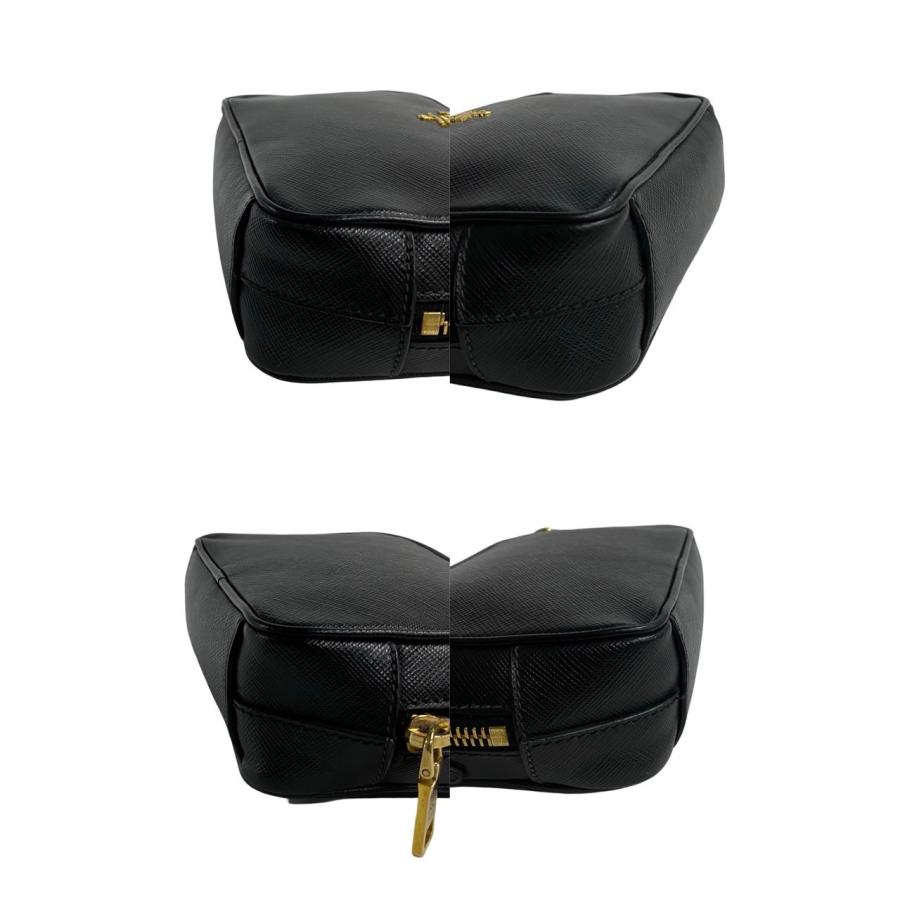 PRADA（プラダ） 極 美品 希少品 ロゴ 金具 サフィアーノ レザー