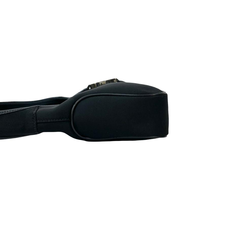 極 美品 Salvatore Ferragamo サルヴァトーレフェラガモ ロゴ 金具