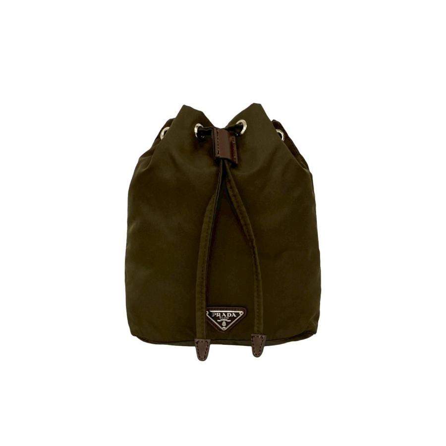 PRADA（プラダ） 極 美品 三角ロゴ プレート 金具 レザー 本革