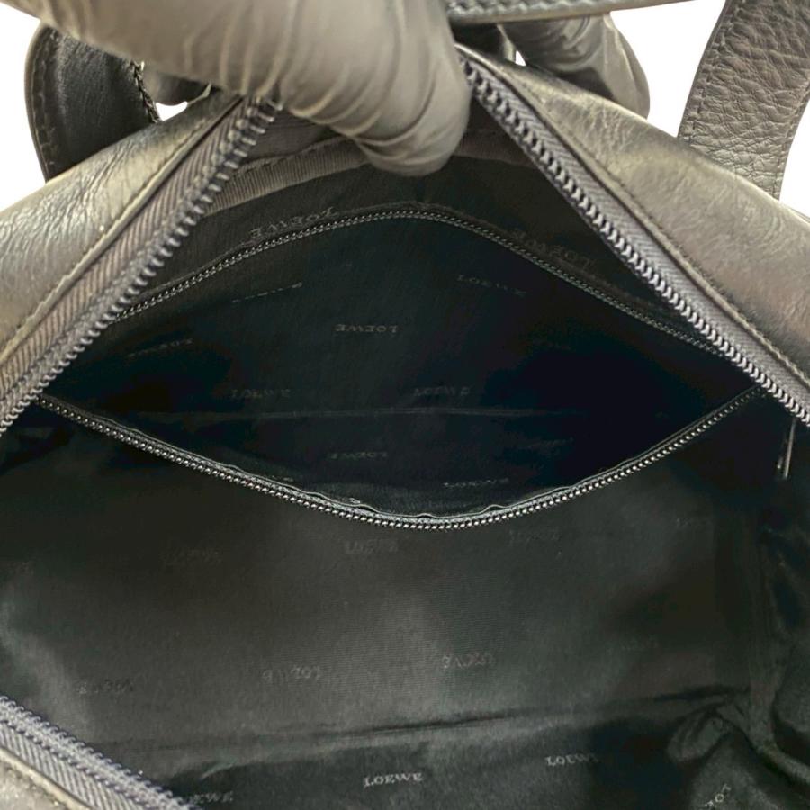 LOEWE（ロエベ） 極 美品 保存袋付き アナグラム ロゴ 刻印 金具