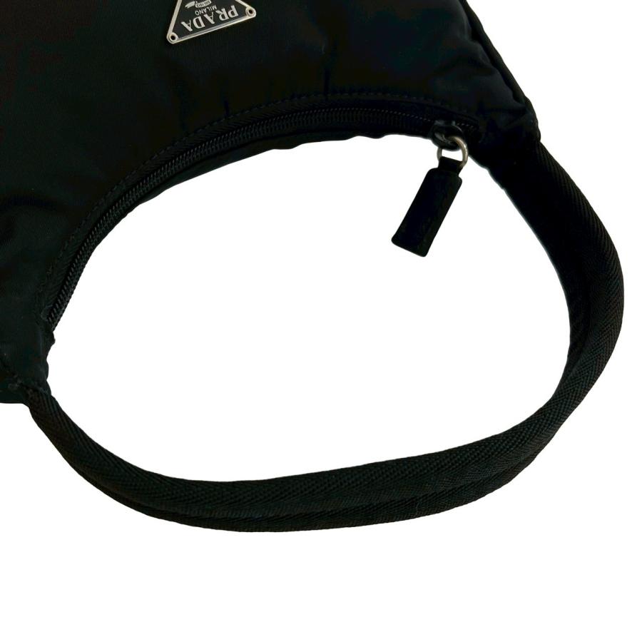 PRADA（プラダ） 極 美品 希少品 三角ロゴ 金具 プレート テスート