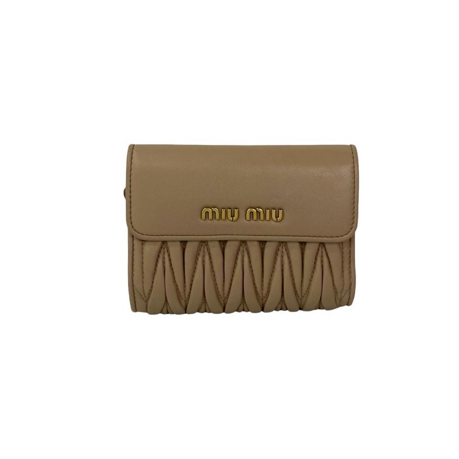 miu miu（ミュウミュウ） 極 美品 マテラッセ ロゴ 金具 レザー 本革 L
