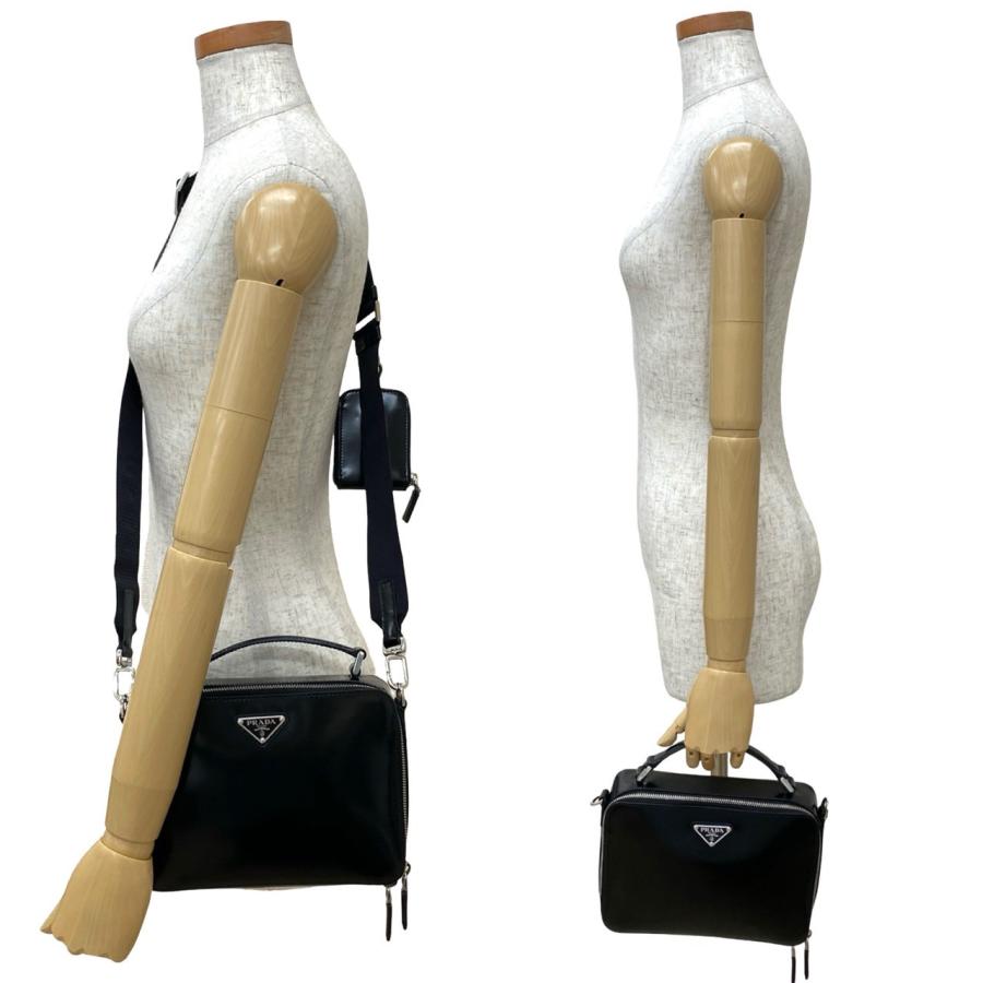 未使用保管品 袋付き PRADA プラダ 三角ロゴ 金具 パテント レザー 本革 2way ハンドバッグ ショルダーバッグ ブラック 黒 23079 PRADA（プラダ） 未使用保管品 袋付き 三角ロゴ 金具 パテント レザー