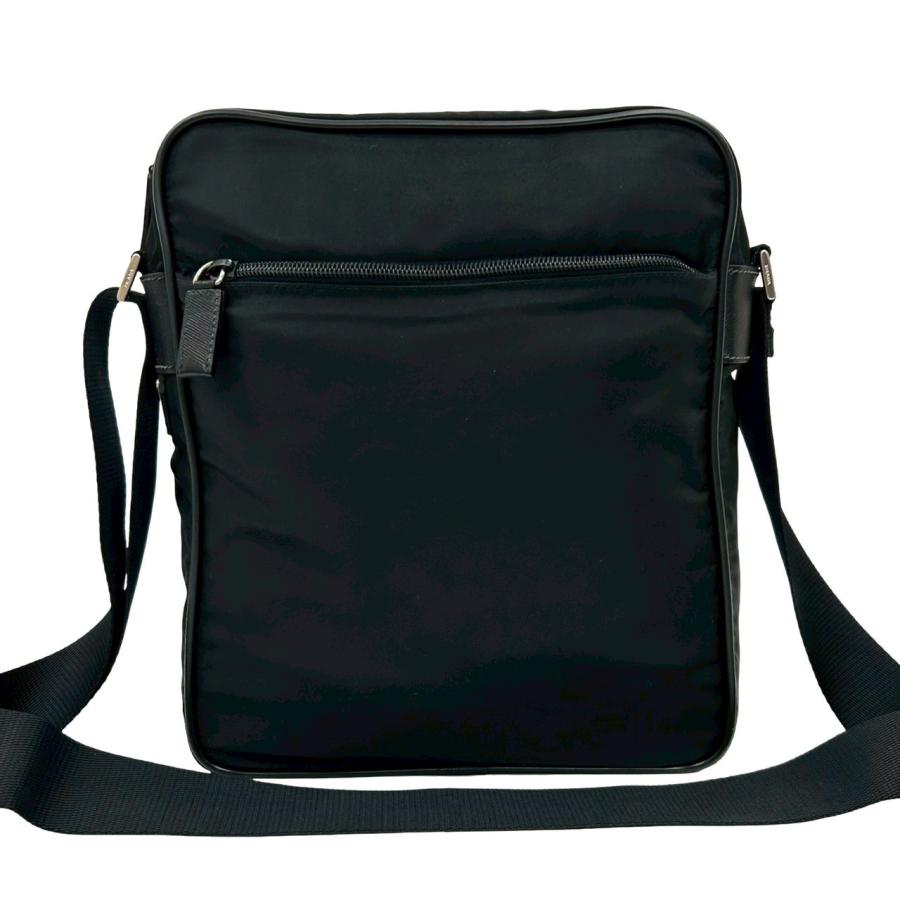 PRADA（プラダ） 極 美品 三角ロゴ 金具 テスート ナイロン