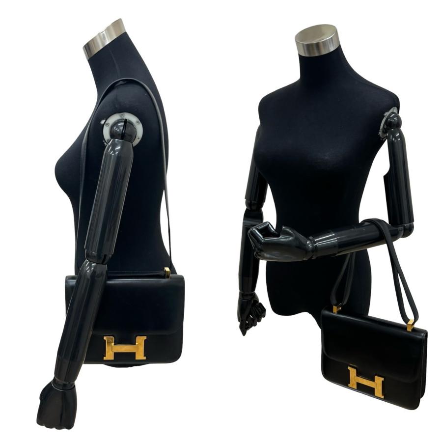極 美品 ○S刻印 HERMES エルメス コンスタンス 23 ロゴ 金具 ボックスカーフ レザー ミニ ショルダーバッグ ブラック 黒 47805の画像