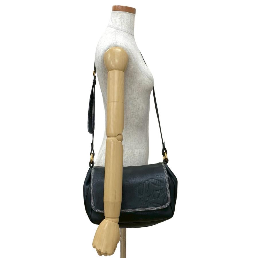 LOEWE（ロエベ） 極 美品 袋付き アナグラム ロゴ レザー 本革