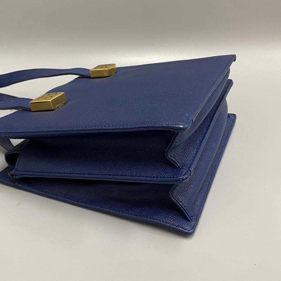 美品 希少品 GIVENCHY ジバンシィ ジバンシー 4G ロゴ 金具 レザー 本