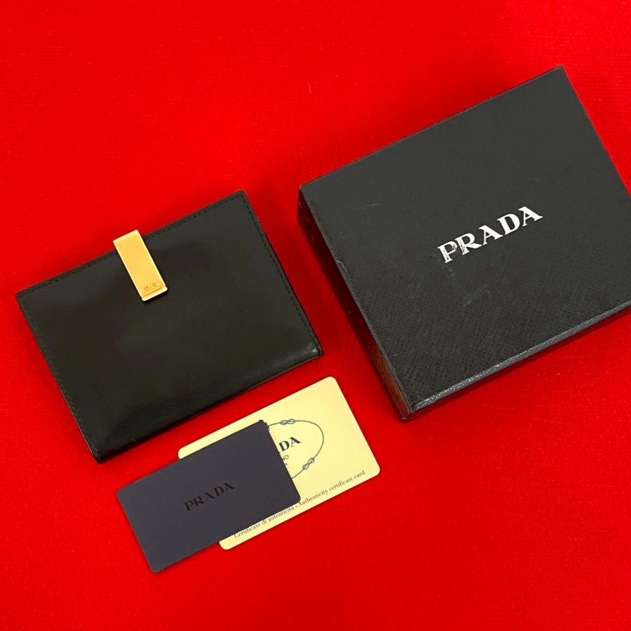 PRADA（プラダ） 極 美品 箱付き ロゴ 金具 カーフ レザー 本革 二 
