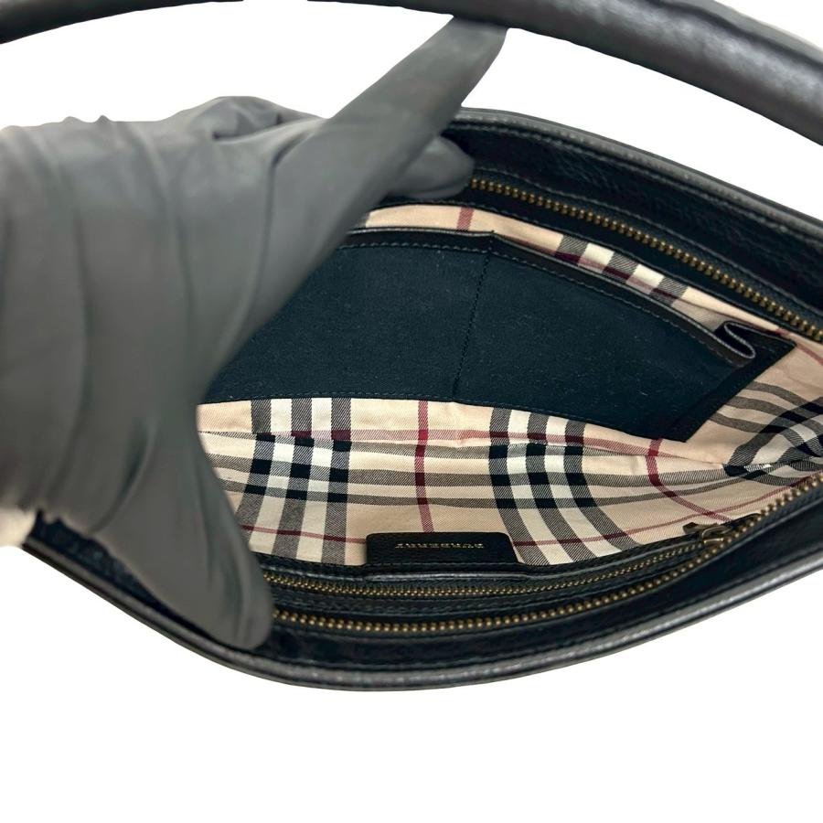 BURBERRY（バーバリー） ほぼ未使用 保存袋付 ロゴ ゴールド 金具