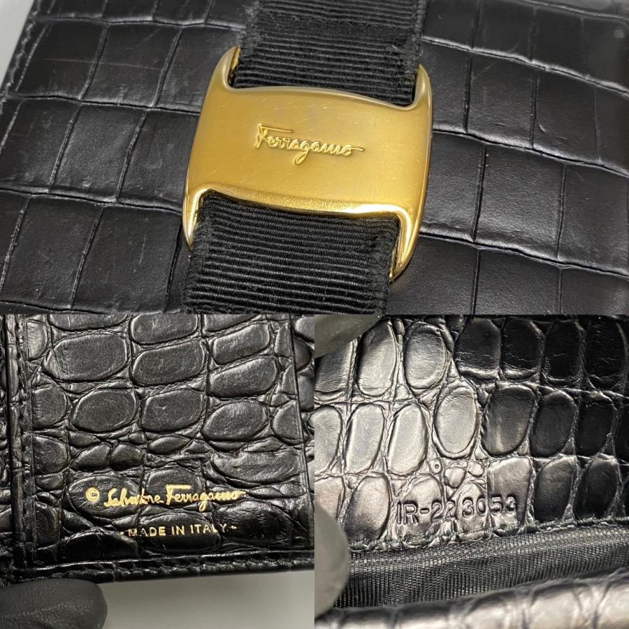 美品 Salvatore Ferragamo フェラガモ ヴァラリボン ロゴ 金具 レザー