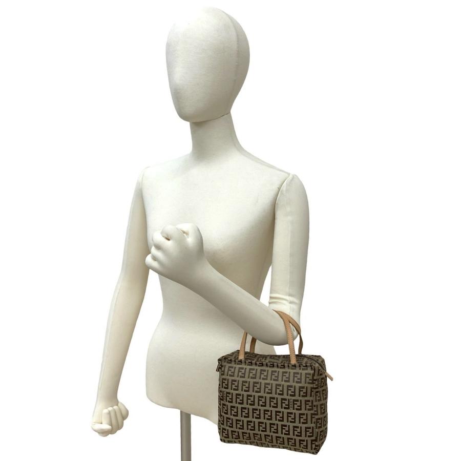 FENDI（フェンディ） 極 美品 ズッキーノ FF ロゴ 柄 キャンバス
