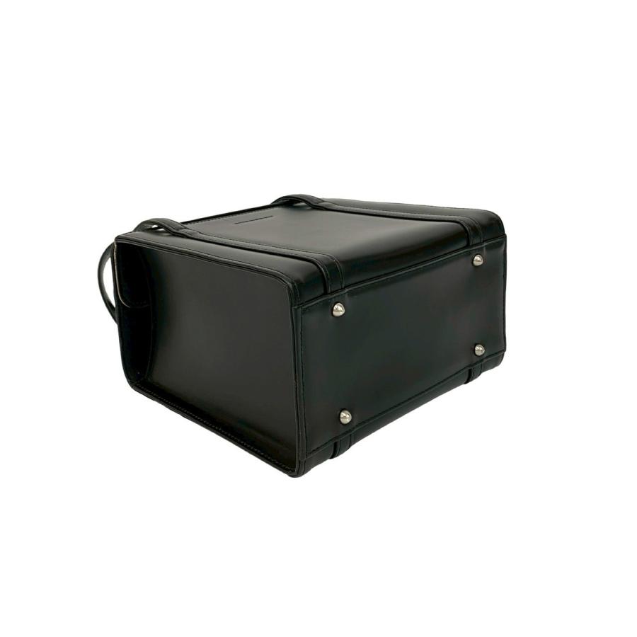 BURBERRY（バーバリー） 極 美品 希少品 ロゴ 刻印 ノバチェック