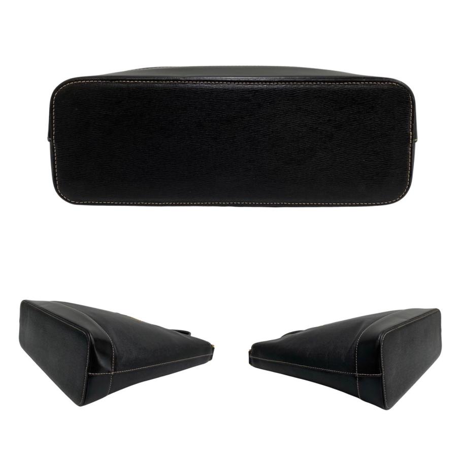 BURBERRY 極 美品 バーバリー ノバチェック ロゴ 金具 レザー