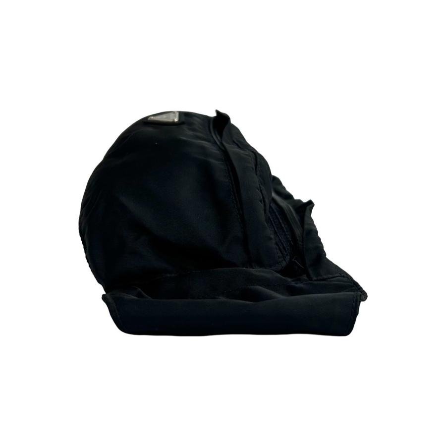 ✨極美品✨ プラダ ボディバッグ ウエストバッグ 三角ロゴ ナイロン ブラック PRADA（プラダ） 極 美品 三角ロゴ 金具 テスート ナイロン ボディ