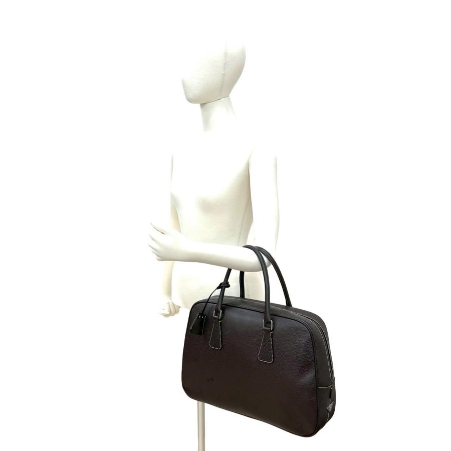 【極美品・正規品】 PRADA プラダ ボストンバッグ 三角ロゴ レザー 大容量 PRADA（プラダ） 極 美品 三角ロゴ 金具 レザー 本革 ハンドバッグ