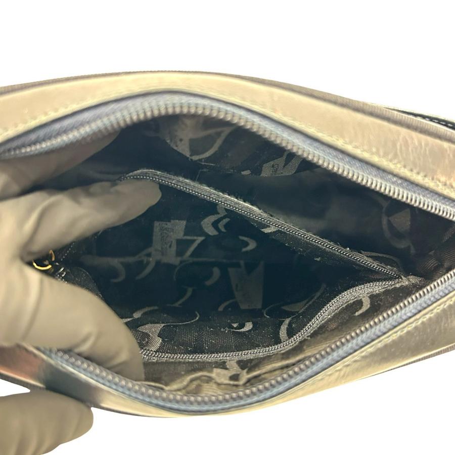 極 美品 Salvatore Ferragamo フェラガモ ヴァラリボン 金具 カーフ
