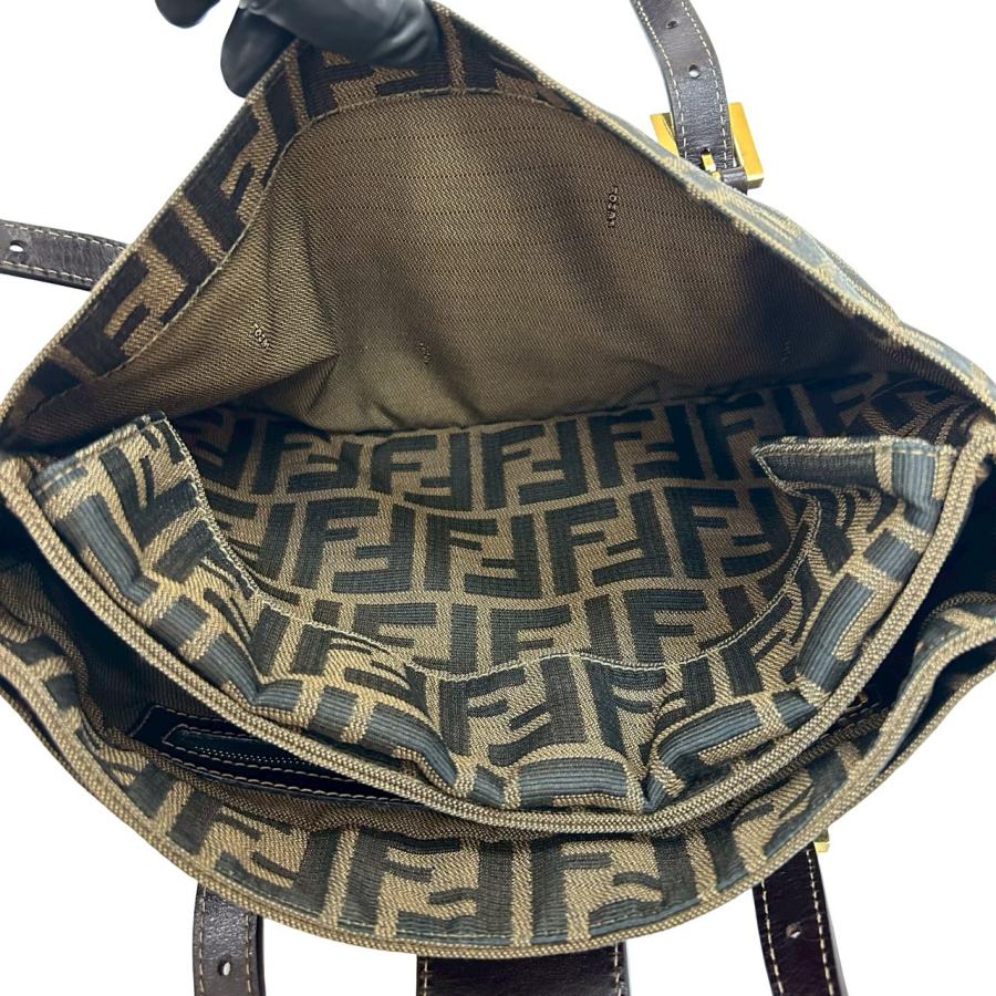 FENDI（フェンディ） 極 美品 FF ロゴ 金具 レザー 本革 キャンバス