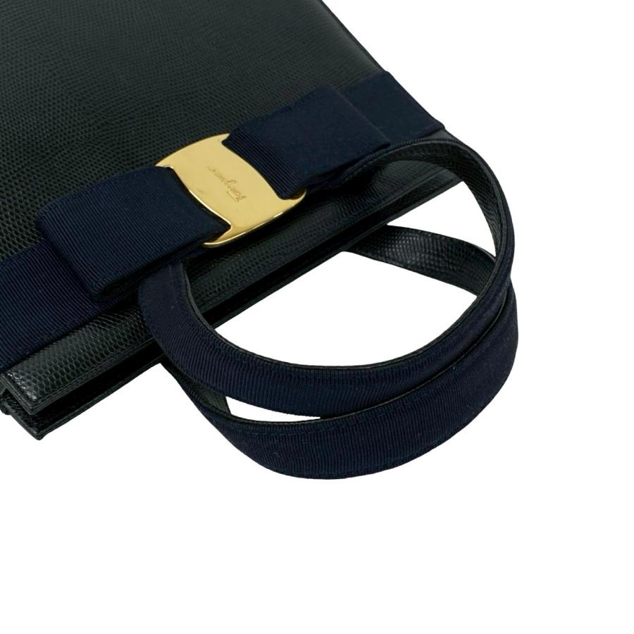 極 美品 Salvatore Ferragamo サルヴァトーレフェラガモ ヴァラリボン