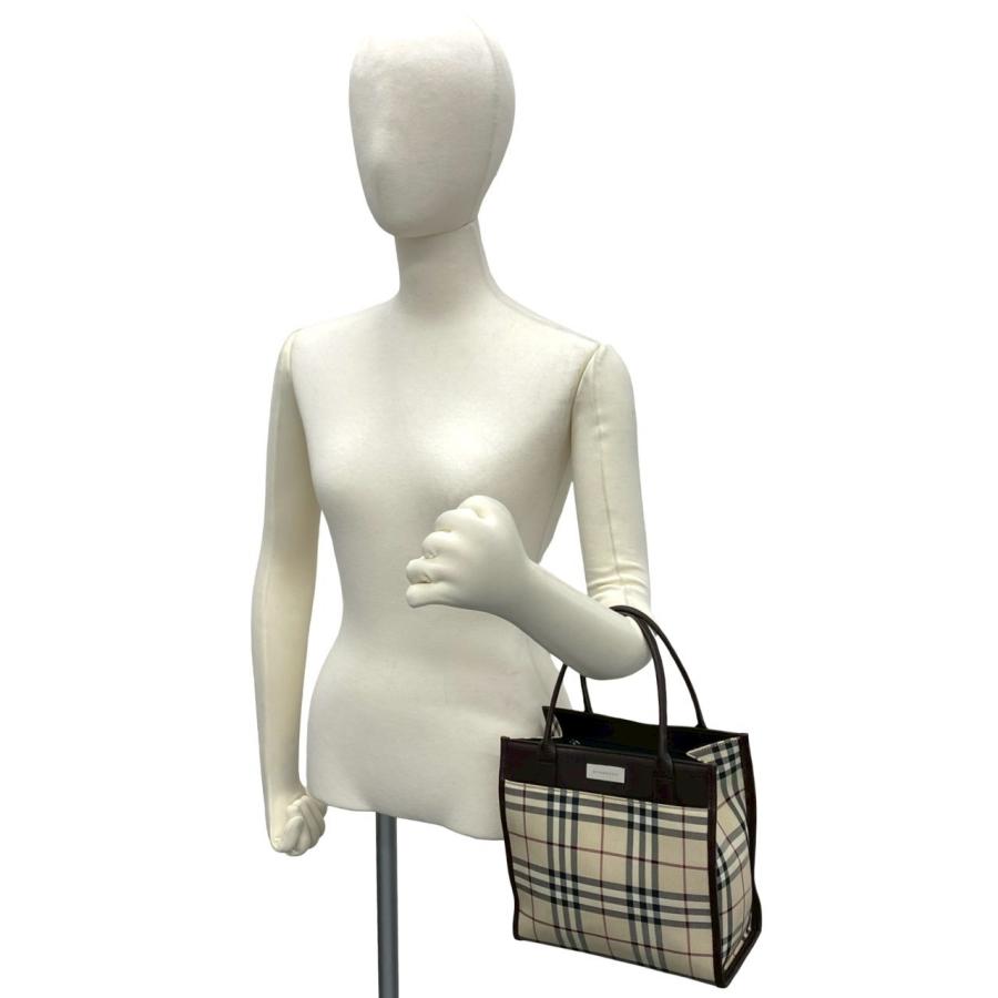 BURBERRY（バーバリー） 極 美品 ノバチェック 柄 ロゴ 金具