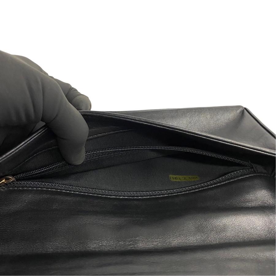 CHANEL 極 美品 希少品 シール有 6番台 シャネル チョコバー CHANEL 極 美品 希少品 シール有 6番台 シャネル チョコバー
