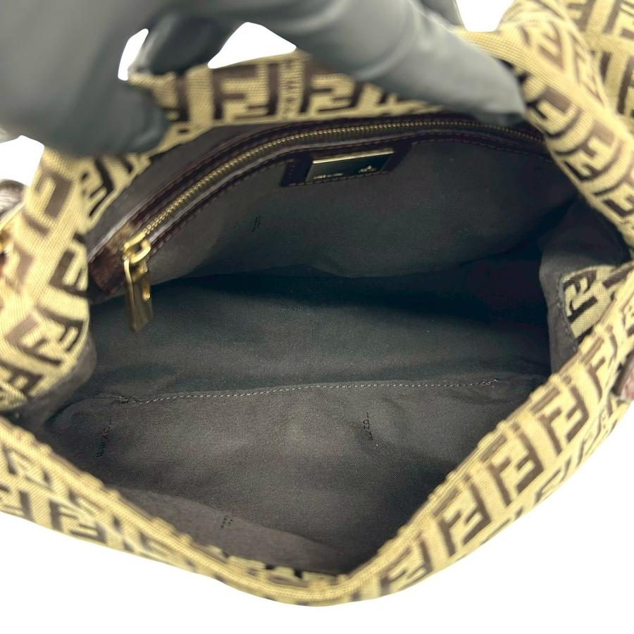 FENDI（フェンディ） 極 美品 袋付き ズッキーノ FF 柄 キャンバス