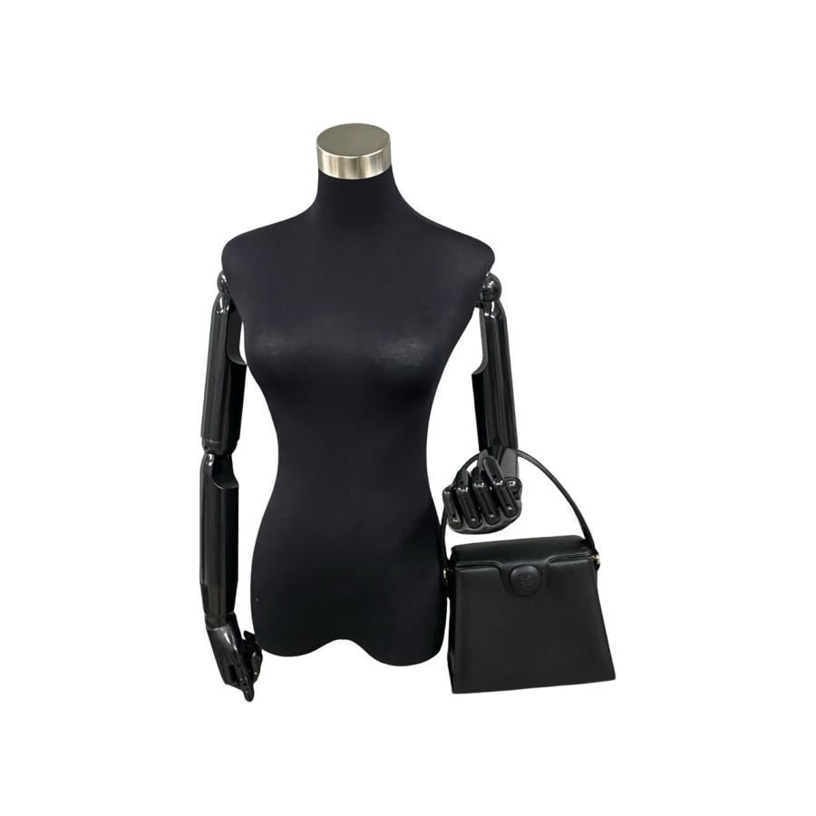 極 美品 希少品 GIVENCHY ジバンシィ ジバンシー 4Gロゴ 金具 レザー 