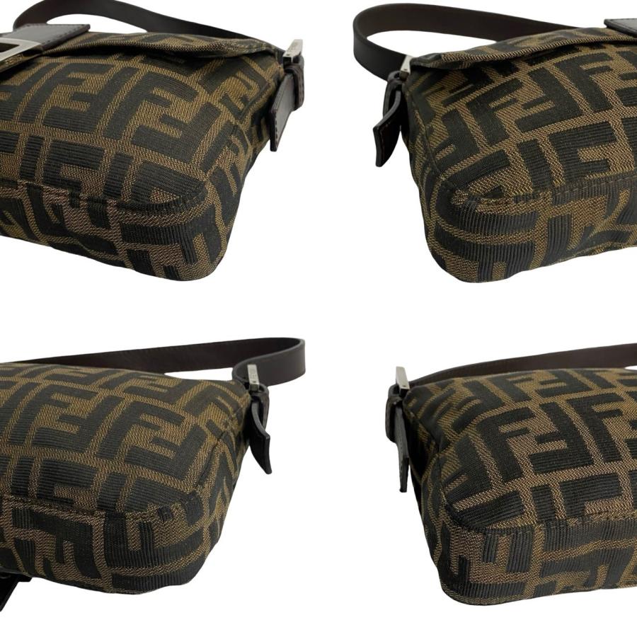 FENDI 極 美品 フェンディ マンマバケット ズッカ 柄 FF ロゴ FENDI 極 美品 フェンディ マンマバケット ズッカ 柄 FF ロゴ