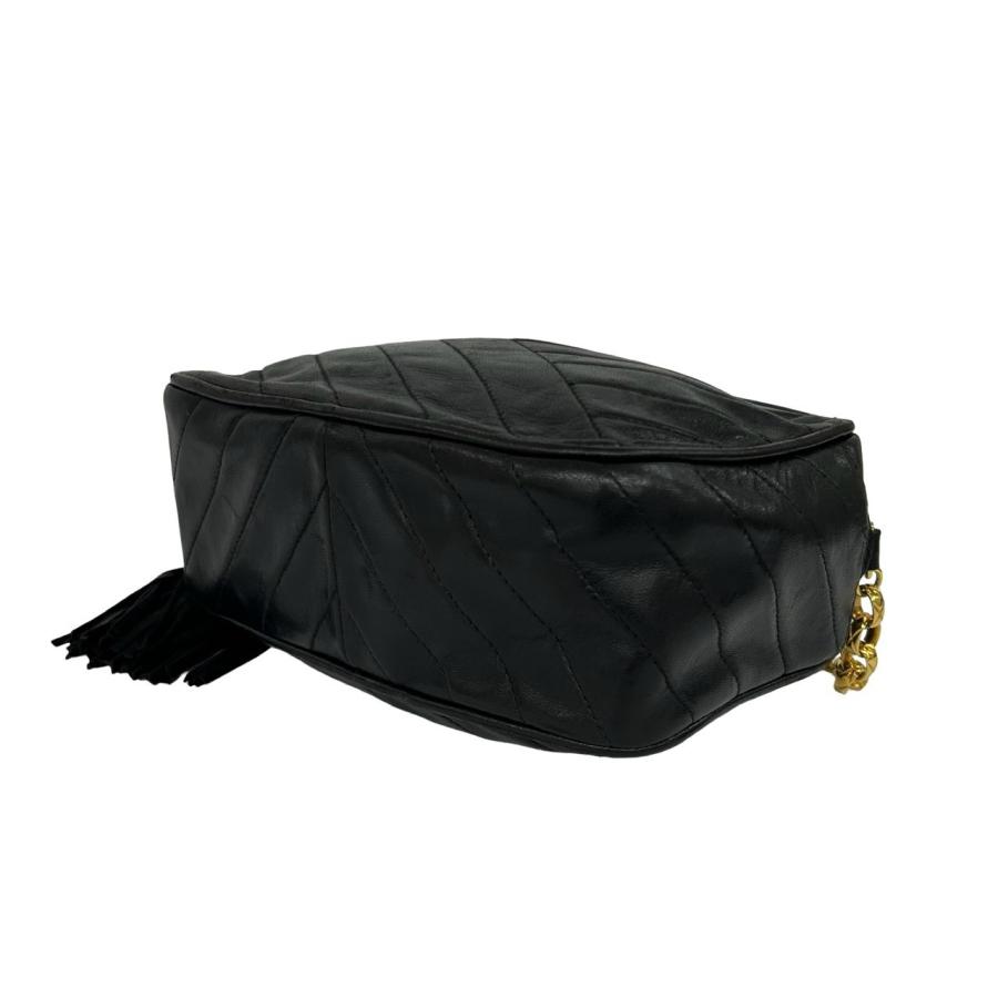 美品 CHANEL シャネル ショルダーバッグ ラムスキン ブラック シール CHANEL（シャネル） 極 美品 カード シール有 2番台 ココマーク V
