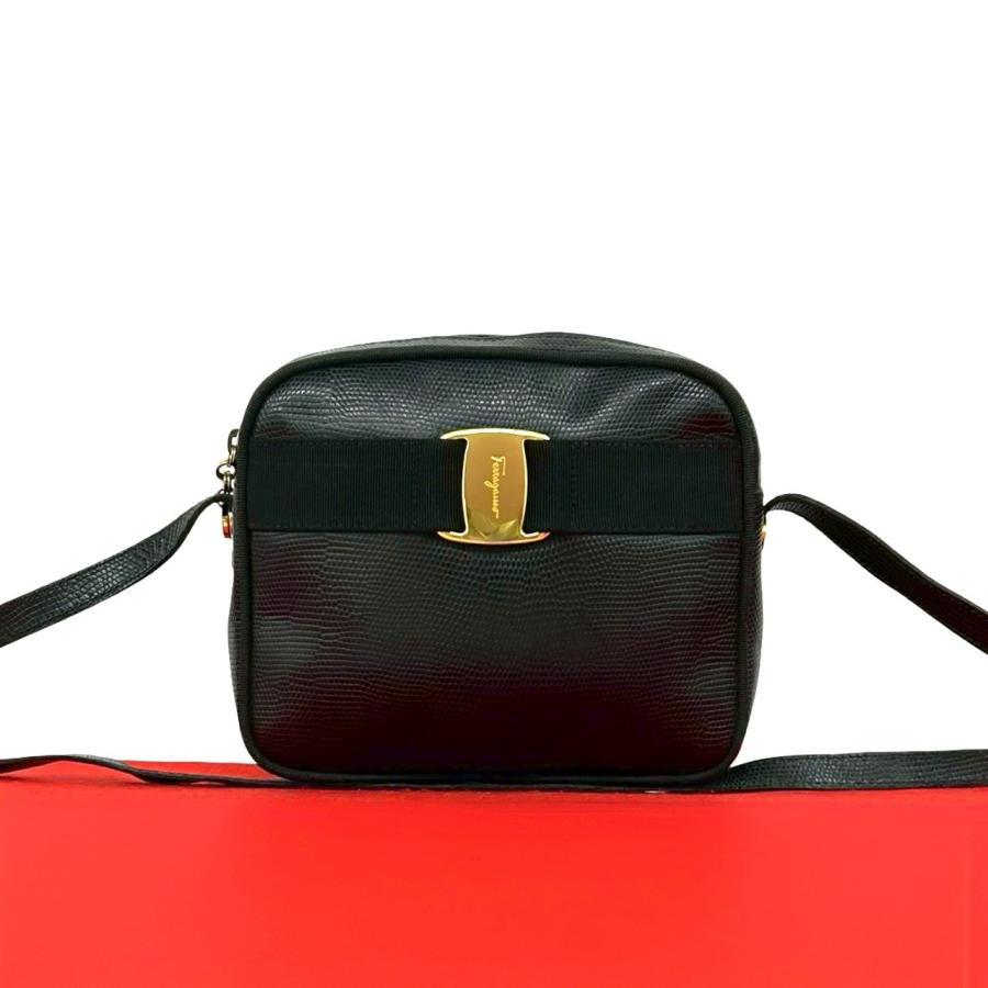 【美品✨】 フェラガモ ショルダーバッグ ヴァラリボン オールレザー 極 美品 Salvatore Ferragamo サルヴァトーレフェラガモ ヴィンテージ