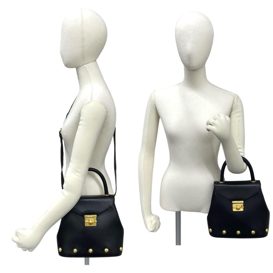 極 美品 Salvatore Ferragamo サルヴァトーレフェラガモ ハイヒール パンプス金具 レザー 2way ショルダーバッグ ブラック 77082 極 美品 Salvatore Ferragamo サルヴァトーレフェラガモ ハイヒール