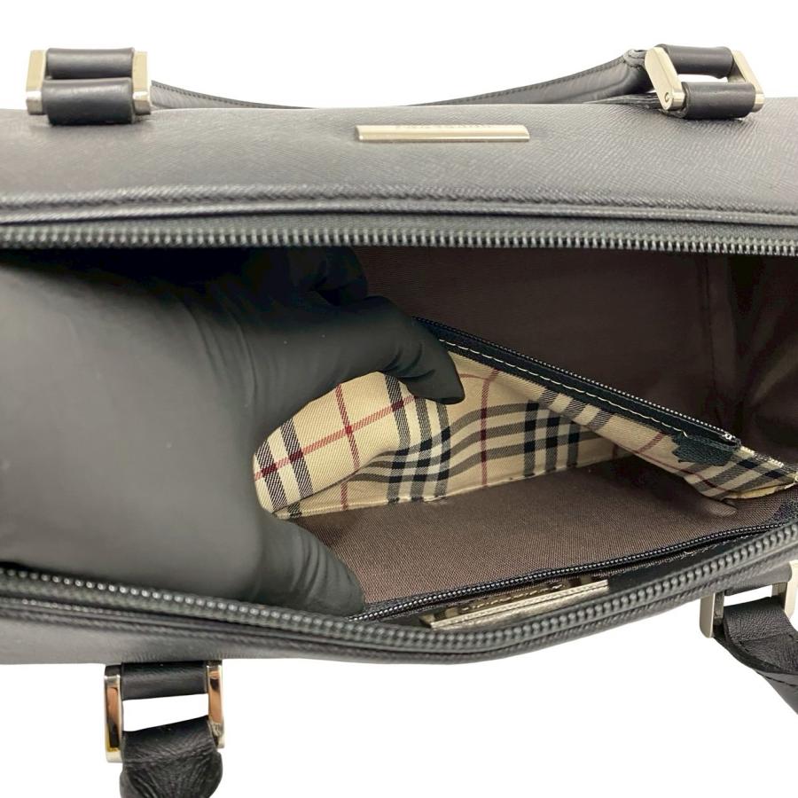 BURBERRY（バーバリー） 極 美品 ノバチェック 柄 ロゴ 金具 レザー 本
