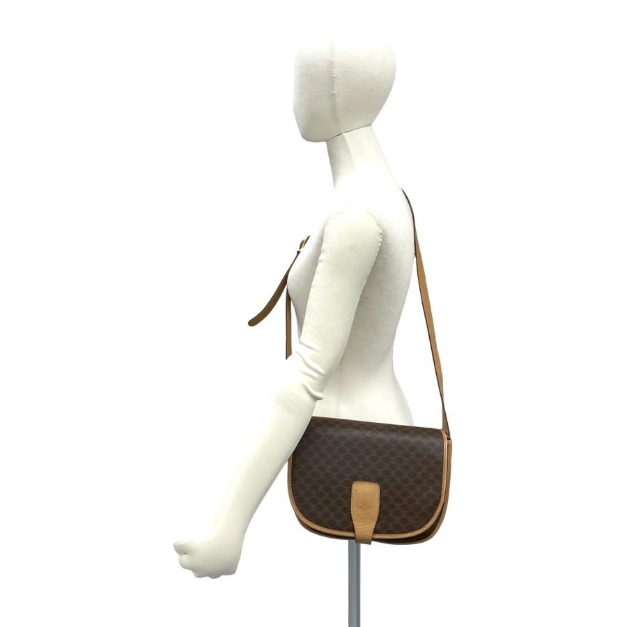 美品✨CELINE セリーヌ マカダム ポーチ トリオンフ レザー ヴィンテージ CELINE（セリーヌ） 極 美品 ヴィンテージ マカダム ブラゾン