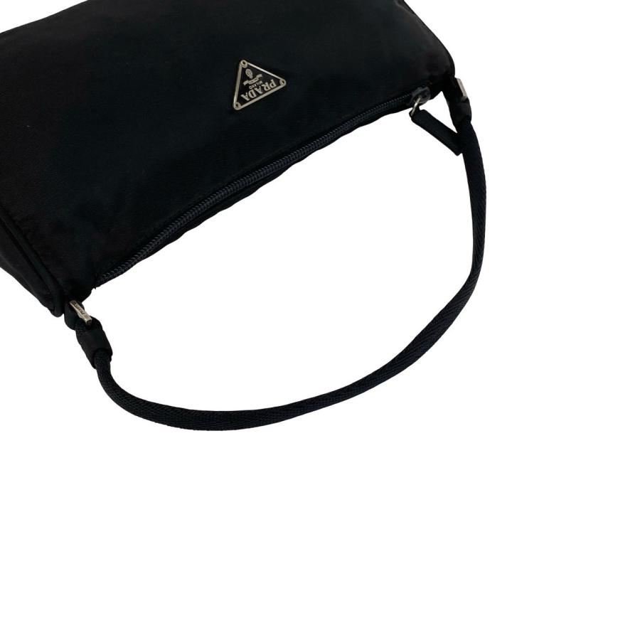 PRADA（プラダ） 極 美品 三角ロゴ プレート 金具 テスート ナイロン