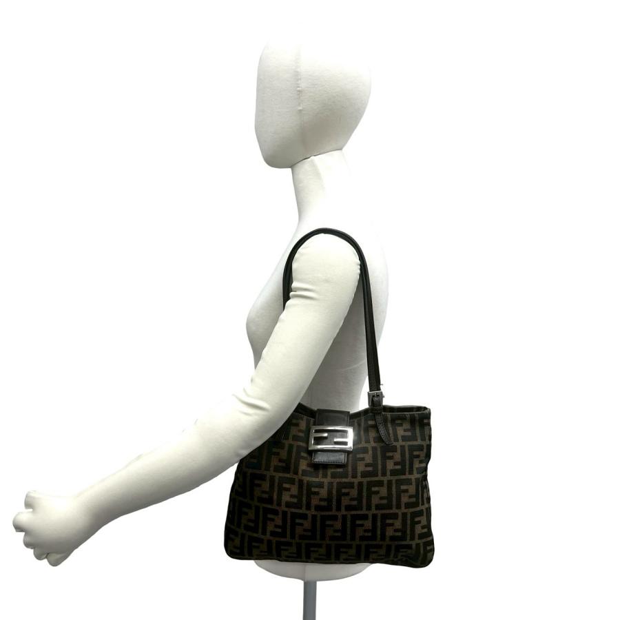 FENDI（フェンディ） 極 美品 ズッカ FF 柄 ロゴ 金具 キャンバス