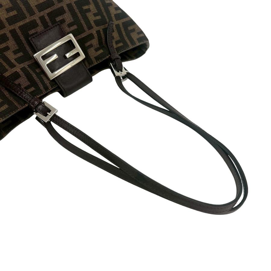 FENDI（フェンディ） 極 美品 ズッカ FF 柄 ロゴ 金具 キャンバス