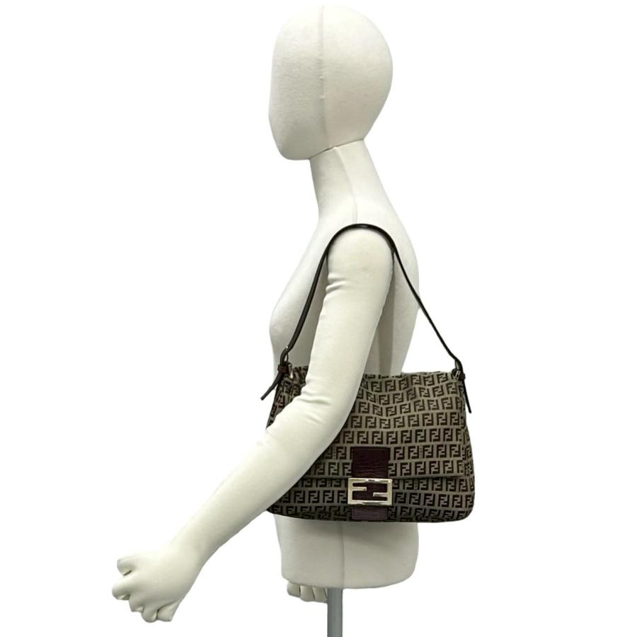 FENDI（フェンディ） 極 美品 ズッキーノ FF 柄 ロゴ 金具 キャンバス
