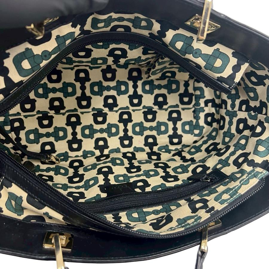 GUCCI（グッチ） 極 美品 シマ GG 柄 ロゴ ゴールド 金具 レザー 本革