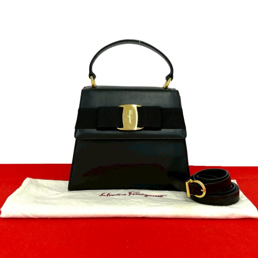 ヴァラリボン Ferragamo 【美品】 ハンドバッグ ヴァラリボン ブランド レディース バッグ FERRAGAMO（フェラガモ） パーティー 2Way バッグ