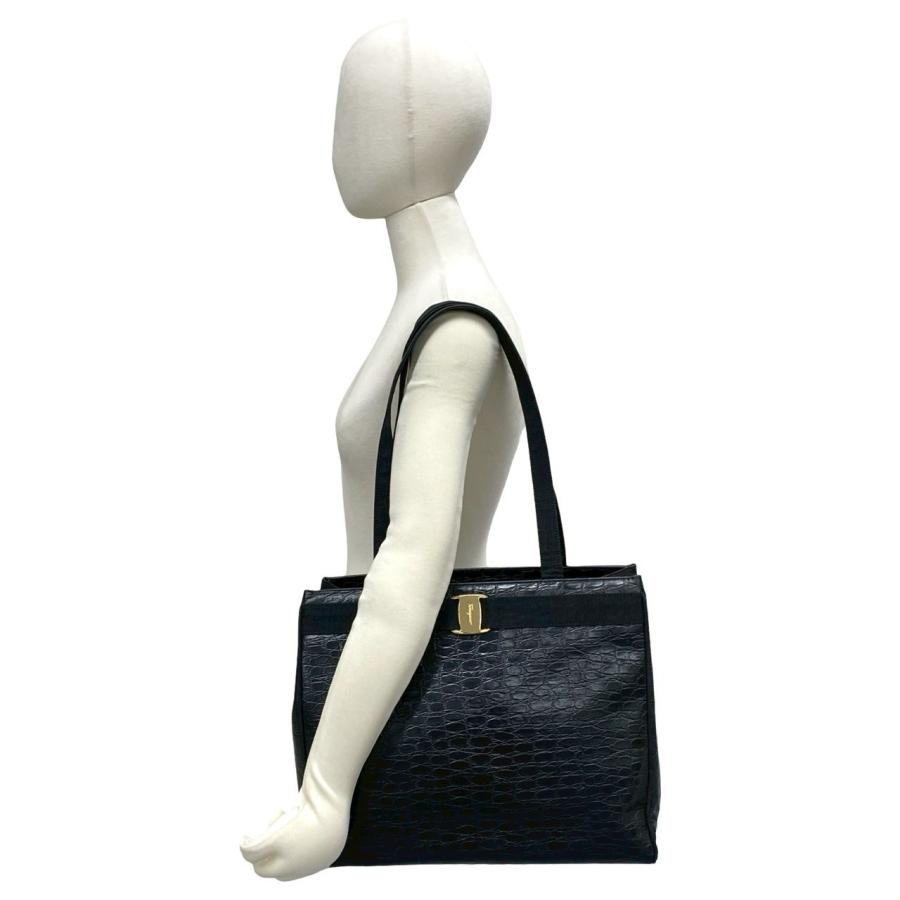 極 美品 Salvatore Ferragamo サルヴァトーレフェラガモ ヴァラリボン