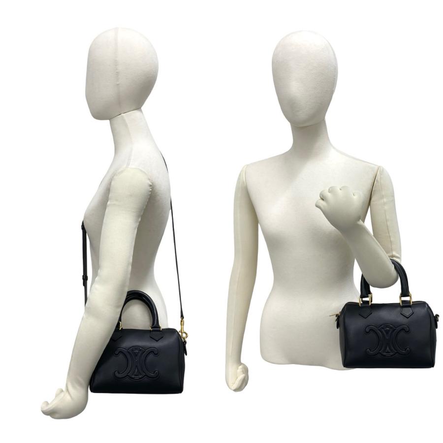CELINE（セリーヌ） 極 美品 箱付き キュイルトリオンフ スモール