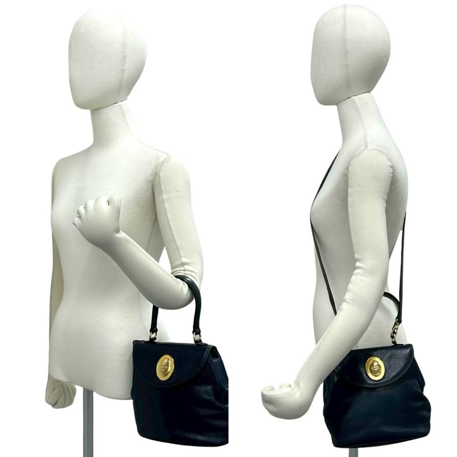 極 美品 Christian Dior ディオール ヴィンテージ CD ロゴ 金具 レザー