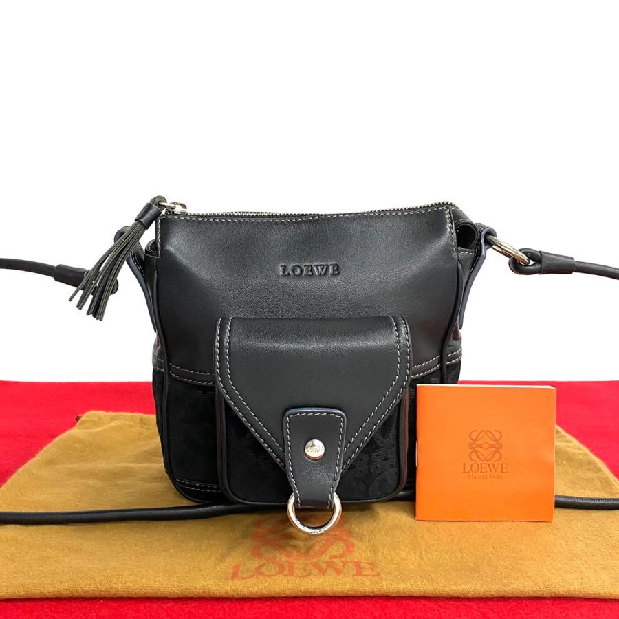 LOEWE ロエベ レザー ボディバッグ アナグラムパッチ ブラック スペイン製 楽天市場】LOEWE （ロエベ） ｱﾅｸﾞﾗﾑ ﾚｻﾞｰ ﾎﾞﾃﾞｨﾊﾞｯｸﾞ バッグ ウェスト