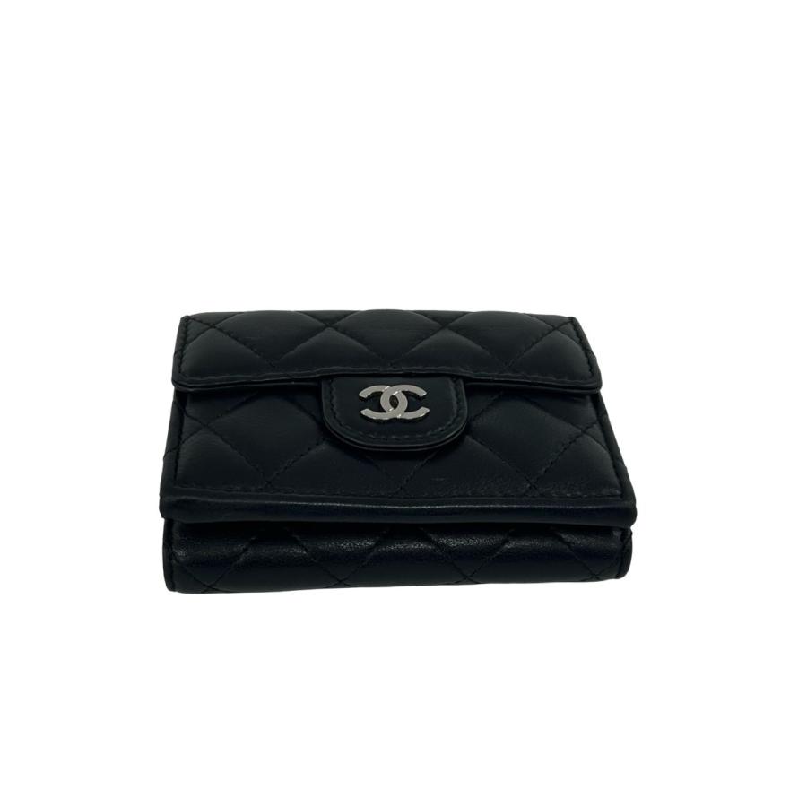 CHANEL（シャネル） 極 美品 箱 袋付き シール有 28番台 マトラッセ