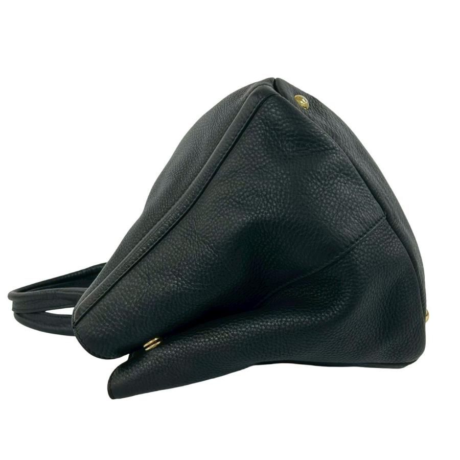 PRADA（プラダ） 極 美品 カナパ 三角ロゴ プレート 金具 レザー 本革