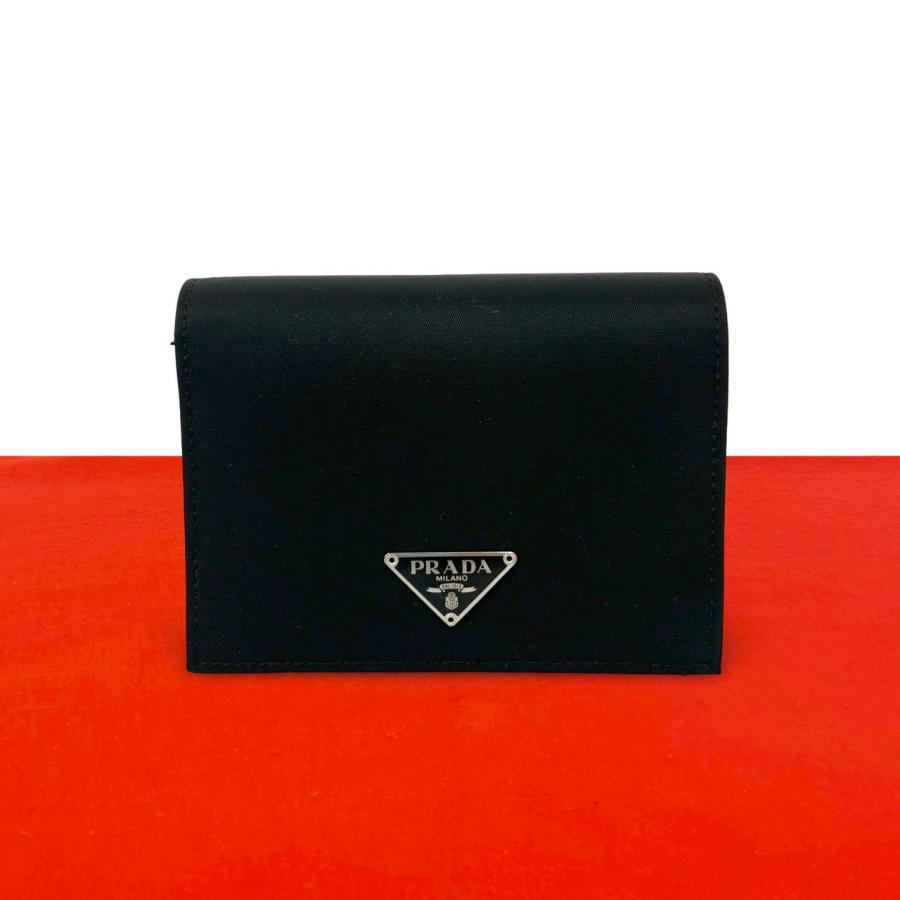 PRADA（プラダ） 極 美品 三角ロゴ プレート 金具 ナイロン