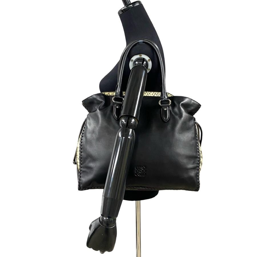 極 美品 希少品 LOEWE ロエベ フラメンコ アナグラム ロゴ 極 美品 希少品 LOEWE ロエベ フラメンコ アナグラム ロゴ