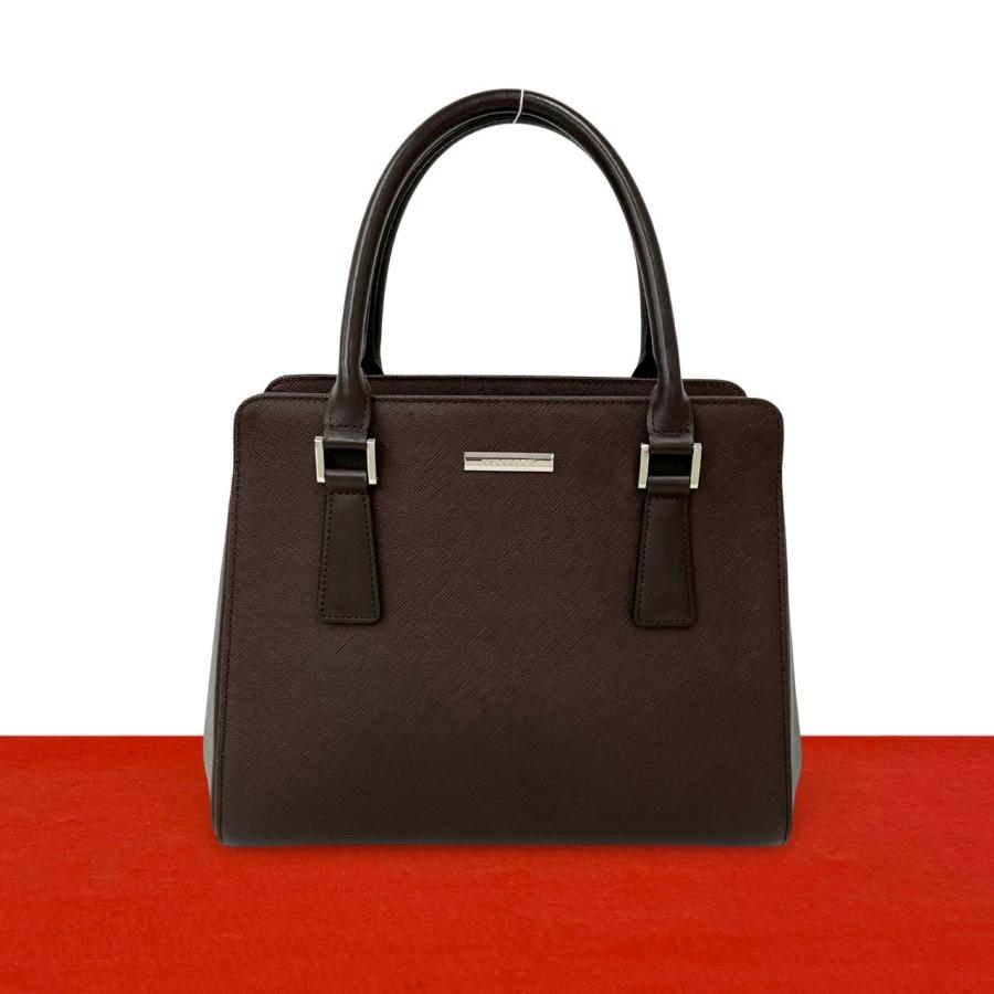 burberry　バーバリー　ボディバッグ　ショルダー　ノバチェック BURBERRY（バーバリー） ほぼ未使用 ロゴ 金具 ノバチェック 柄 レザー