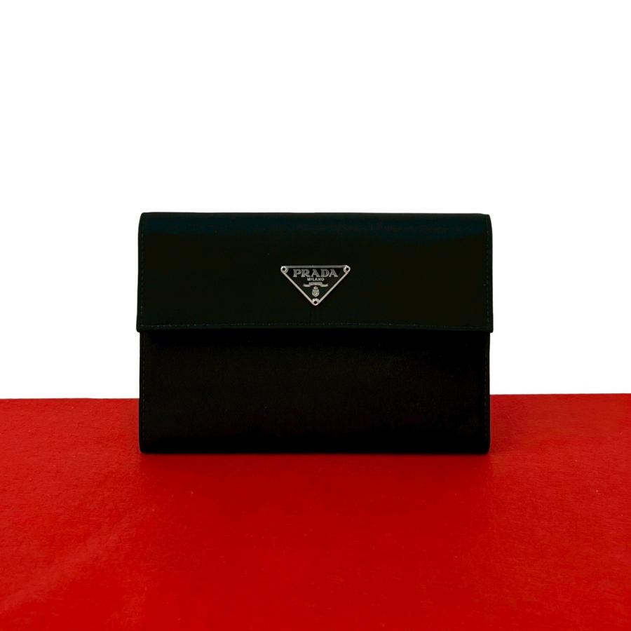 PRADA（プラダ） 極 美品 希少品 三角ロゴ トライアングル 金具